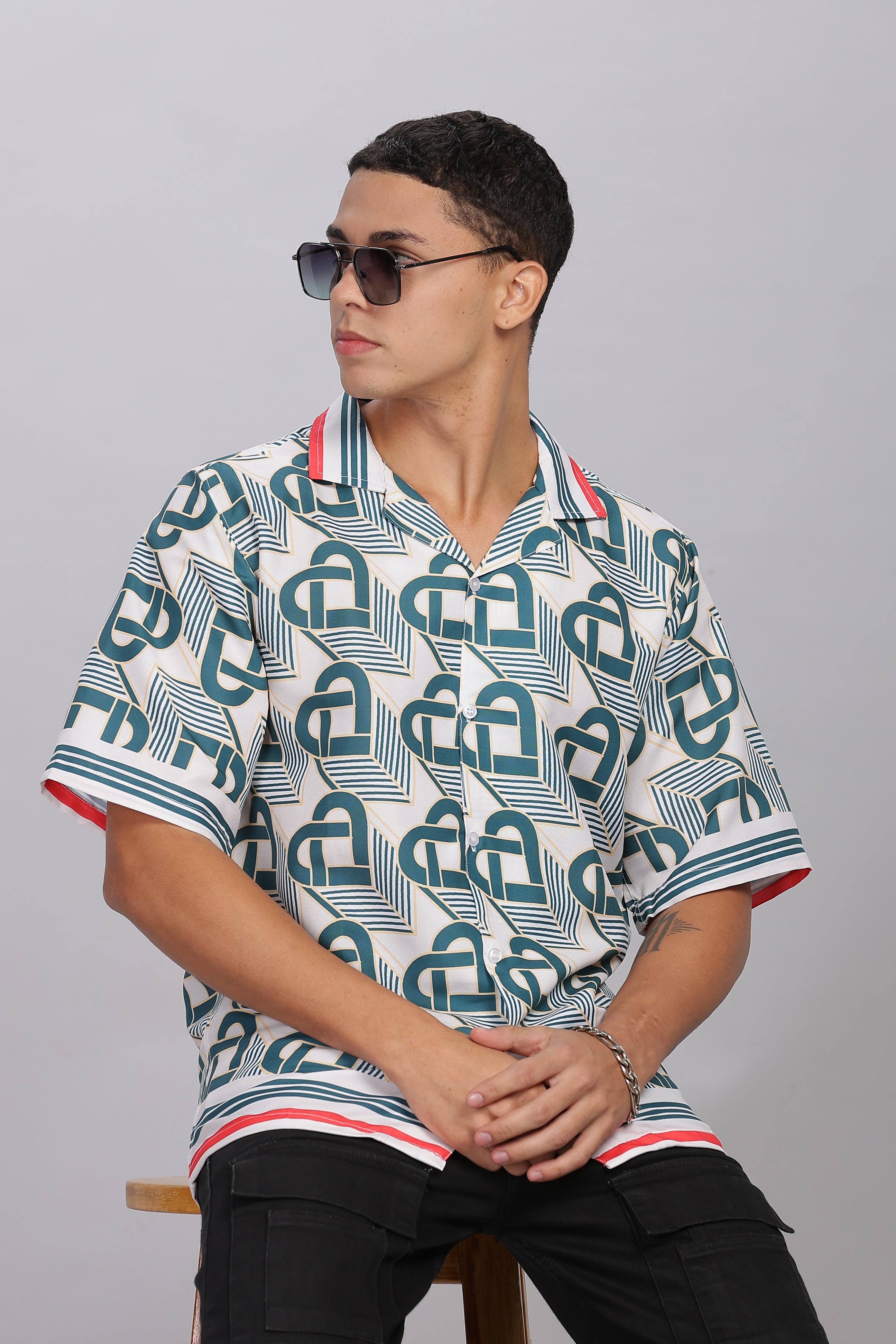 SMOKE LOVELESS DROP SHIRT